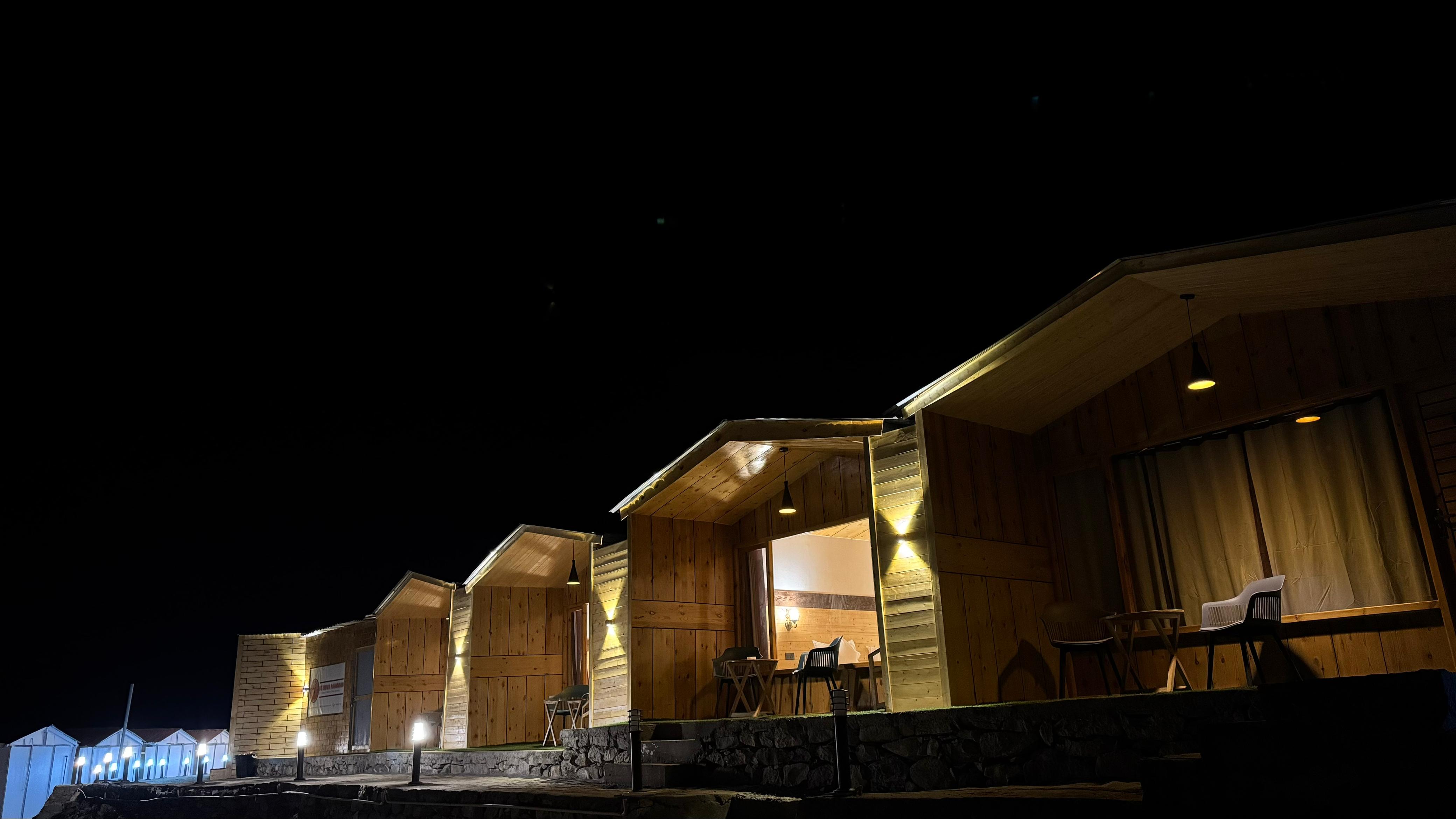 De Reeva Resort Pangong