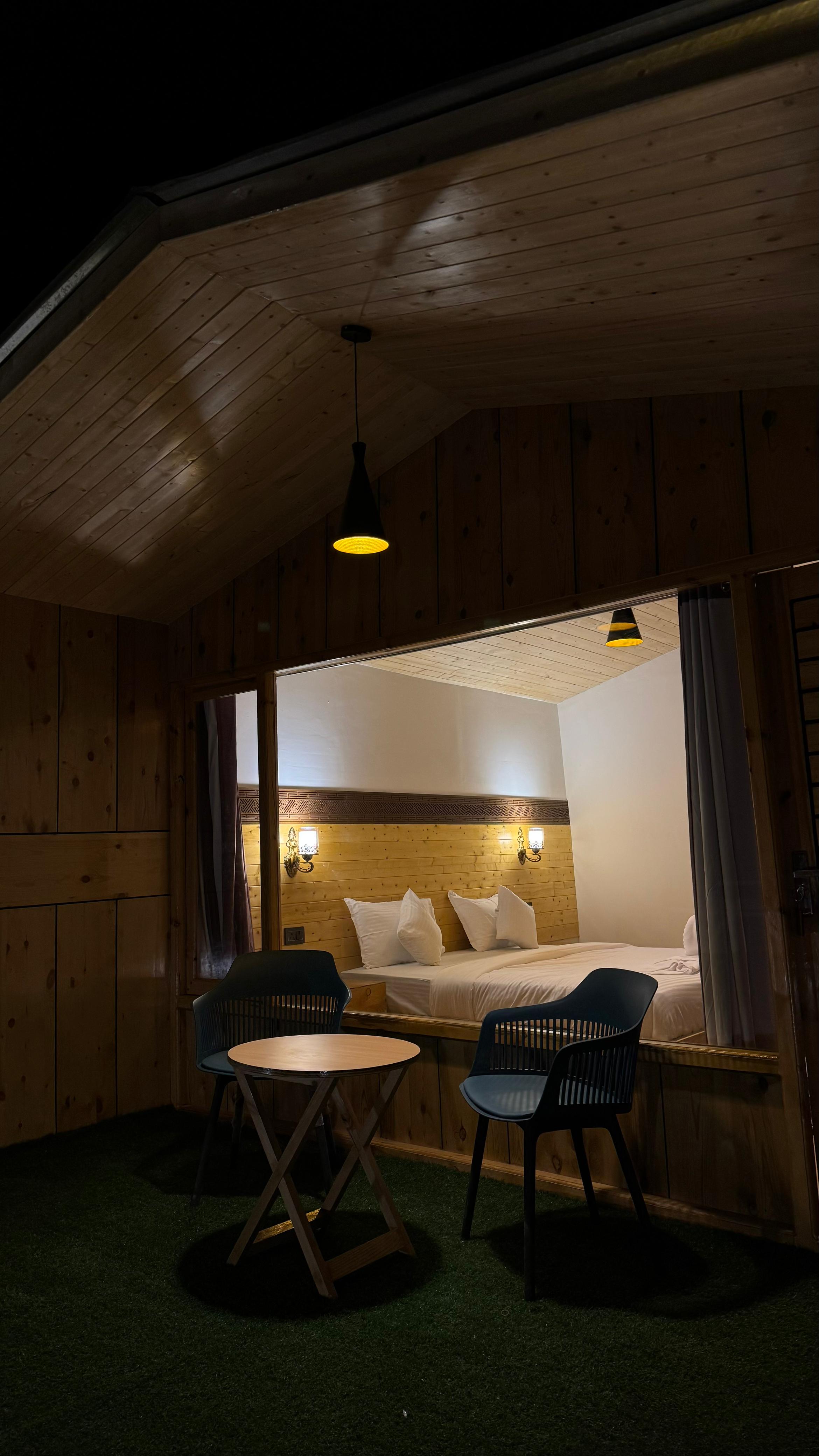 De Reeva Resort Pangong